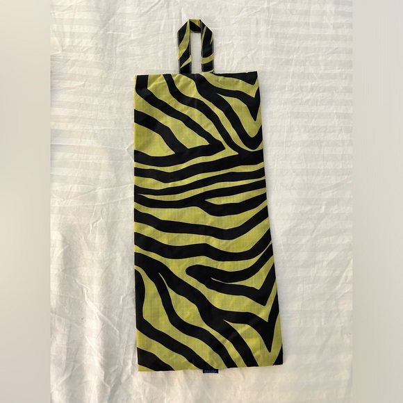 BAGGU 3D Zip Zebra print bag - Picture 3 of 5